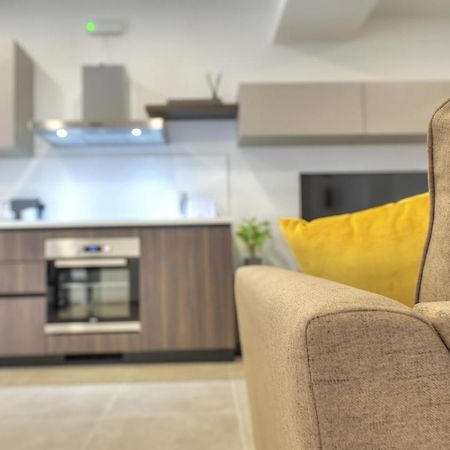 Brand New And Tastefully Furnished 2 Bedroom Apartment Ddif1-2 Gzira Екстериор снимка