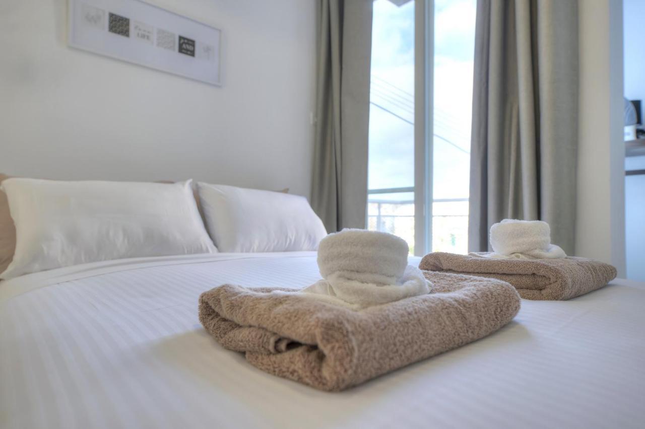 Brand New And Tastefully Furnished 2 Bedroom Apartment Ddif1-2 Gzira Екстериор снимка